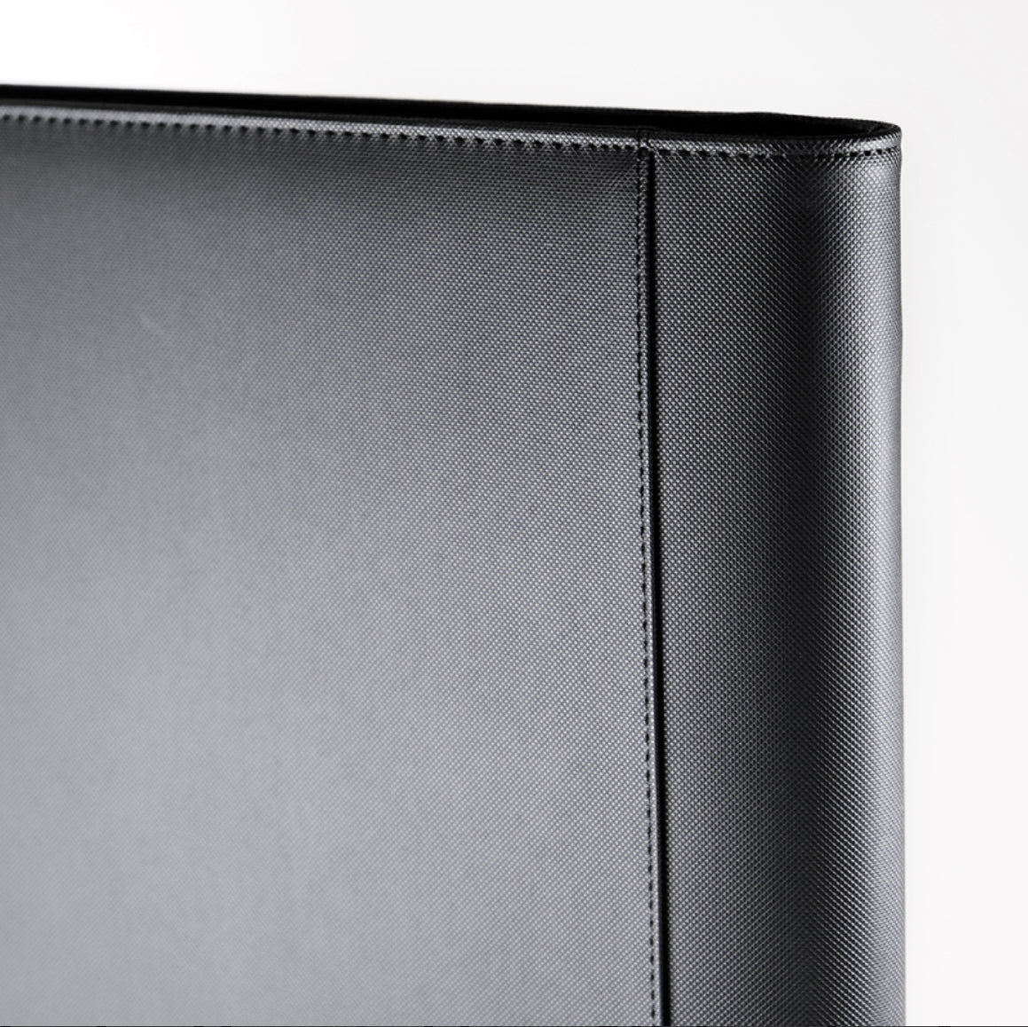 SleeveMySeal - Binder 12 Pocket Zippered - Black